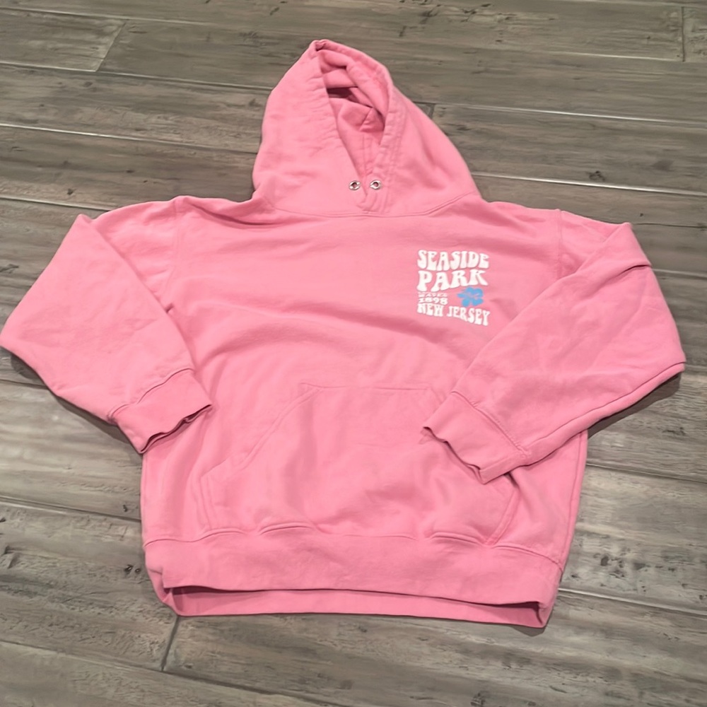 seaside sweatshirt !